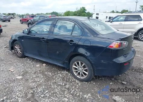 2016 Mitsubishi Lancer Es z USA, uszkodzony, nr VIN JA32U2FU3GU000398